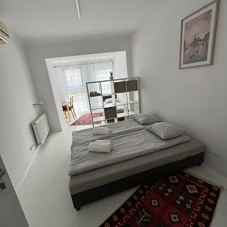 Esa Hostel